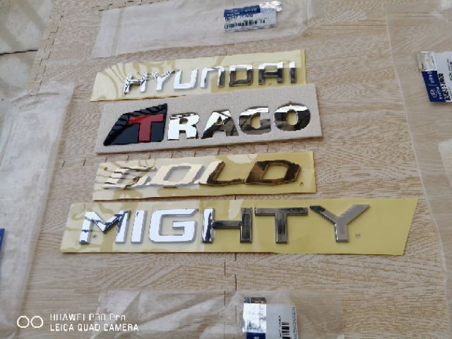 Chữ mạ TRAGO/HYUNDAI/MIGHTY/GOLD...