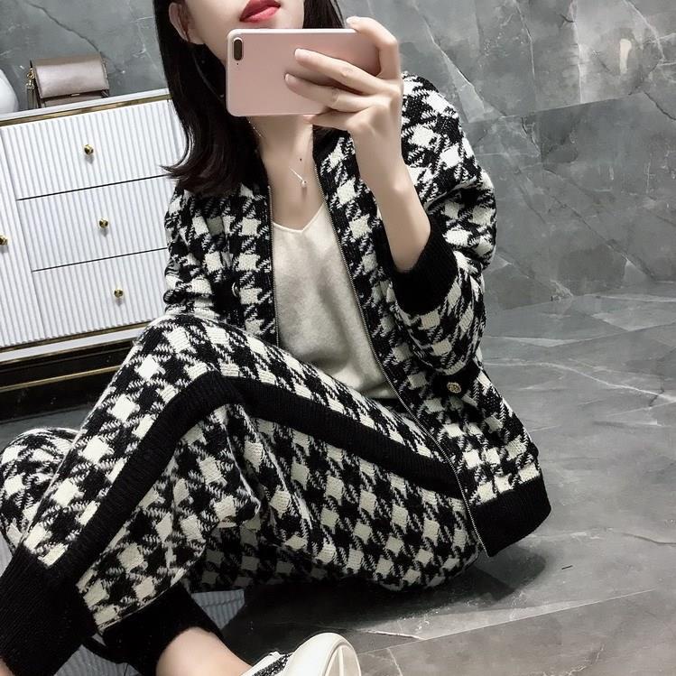 Bộ đồ gồm áo khoác len và quần harlan phong cách nước ngoài thời trang xuân thu dành cho nữ