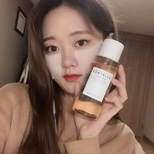SKIN1004 - Toner Rau Má Cân Bằng Độ pH Phục Hồi Và Tái Tạo Da 210ml