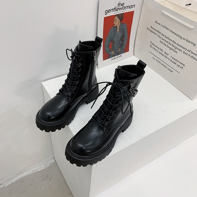 Boost da cao cổ cài xây xích ulzzang