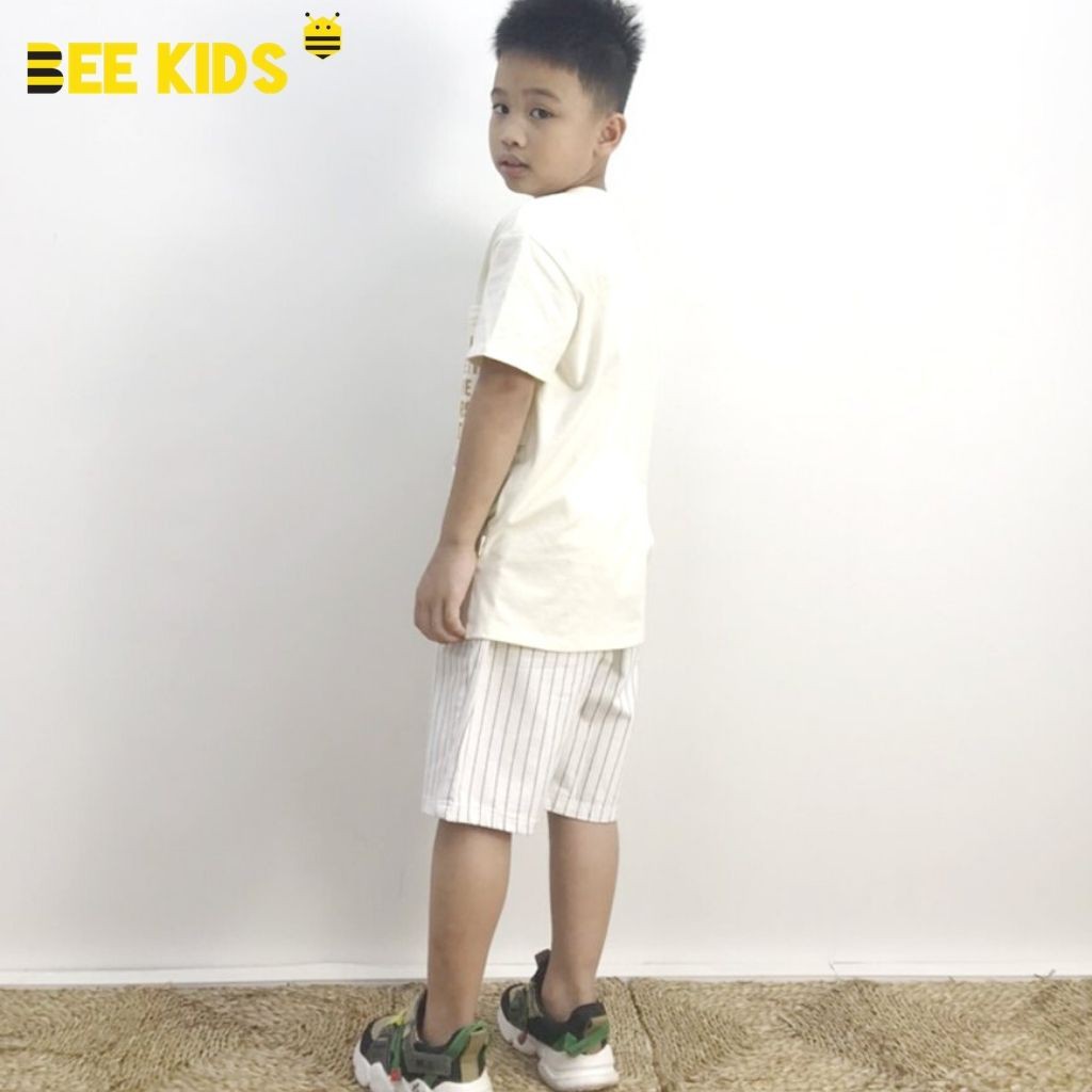 Áo Thun Bé Trai Bee Kids Cổ Bổ Trụ Thân Trước Có Túi Phù Hợp Cho Bé Đi Học Đi Chơi Dạo Phố (2 - 12 Tuổi) 8AT01648CT