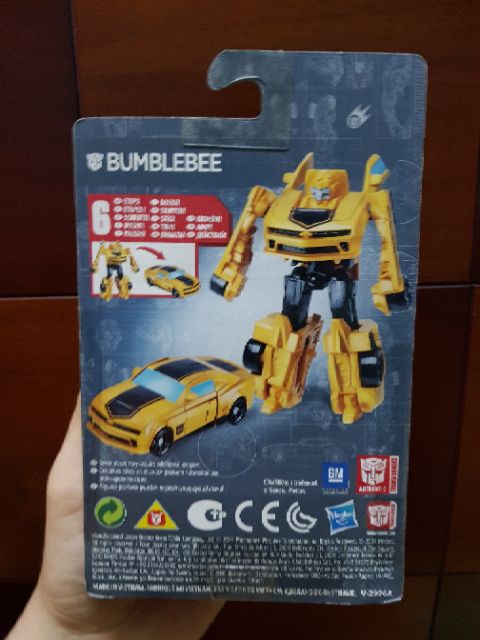 Mô hình robot transformer hasbro real