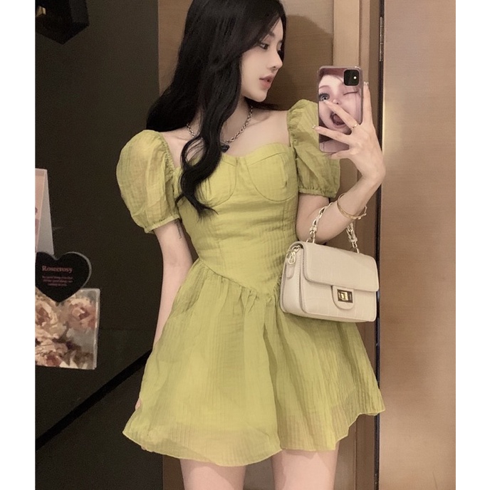Đầm xoè cổ vuông Ulzzang