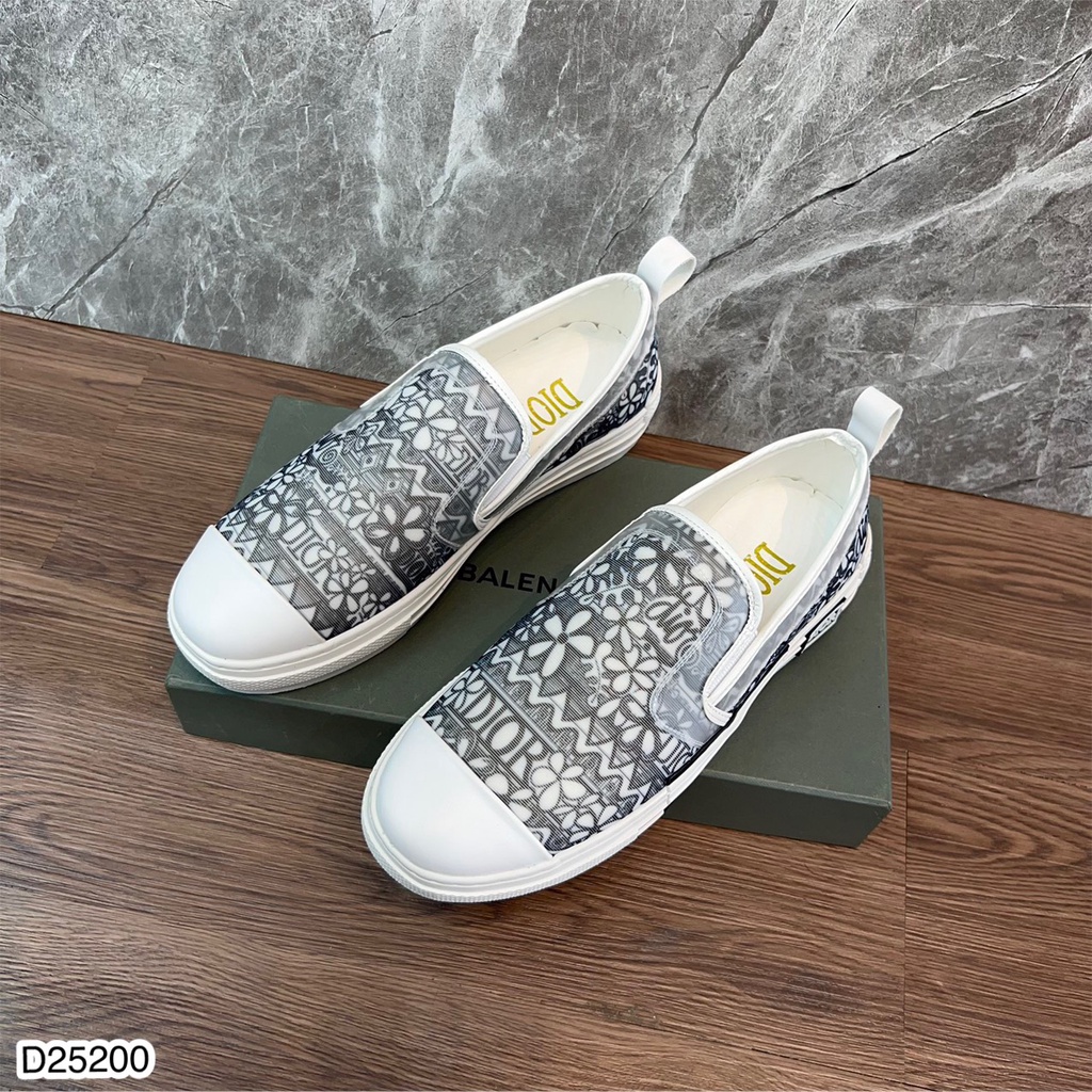 Giày Lười DIOR.. & DG Cao Cấp Dành  Cho Nam. Giày Slipon Nam  DI.OR - D&G Họa Tiết Sang Trọng Trẻ Tung -MINH TÂY STORE