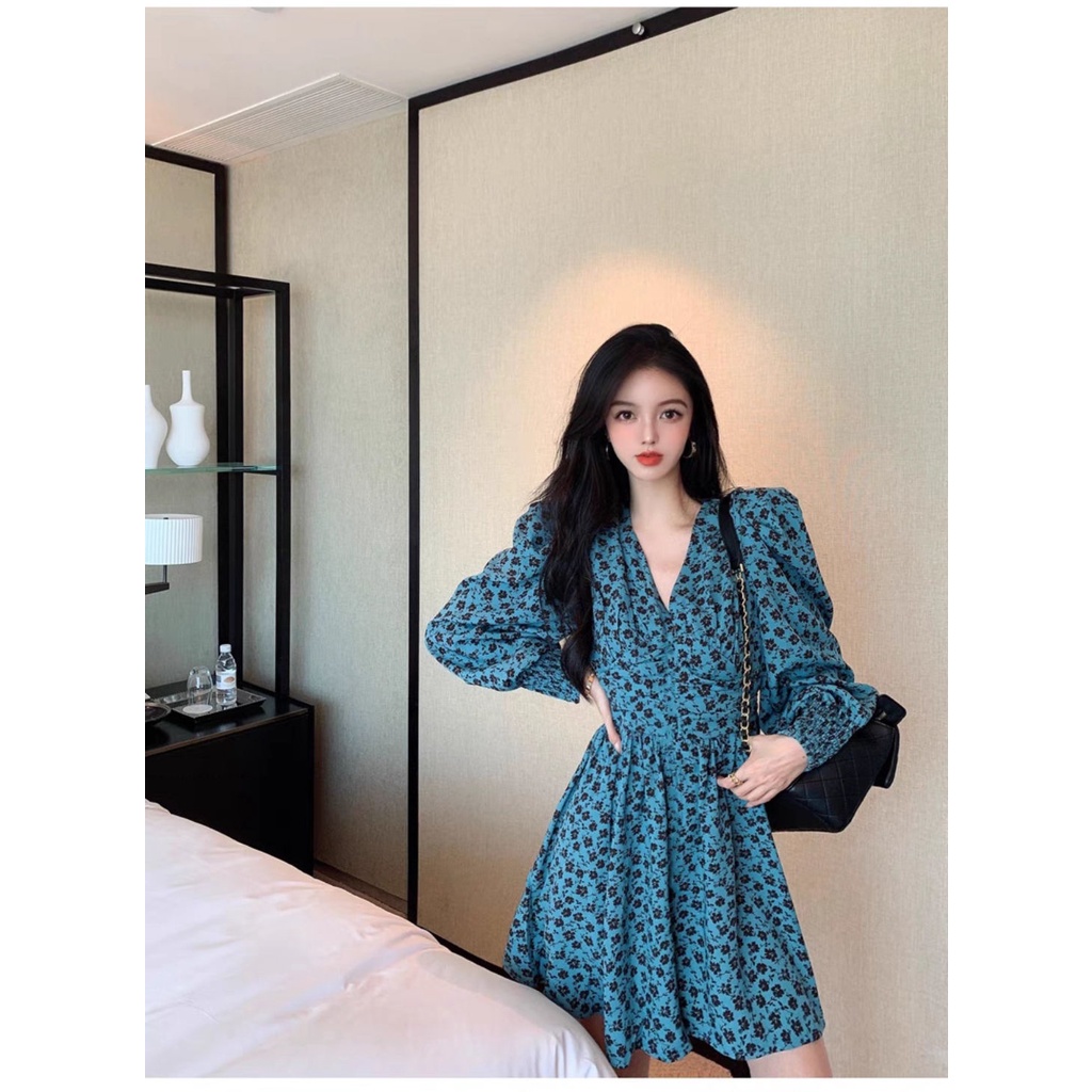 Đầm tay phồng cổ chữ V in họa tiết hoa phong cách retro Pháp mới năm 2021