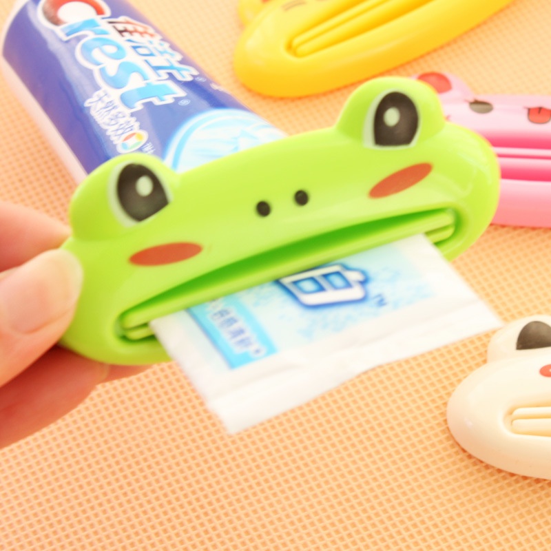 Dụng Cụ Nặn Kem Đánh Răng Họa Tiết Hoạt Hình Xinh Xắn