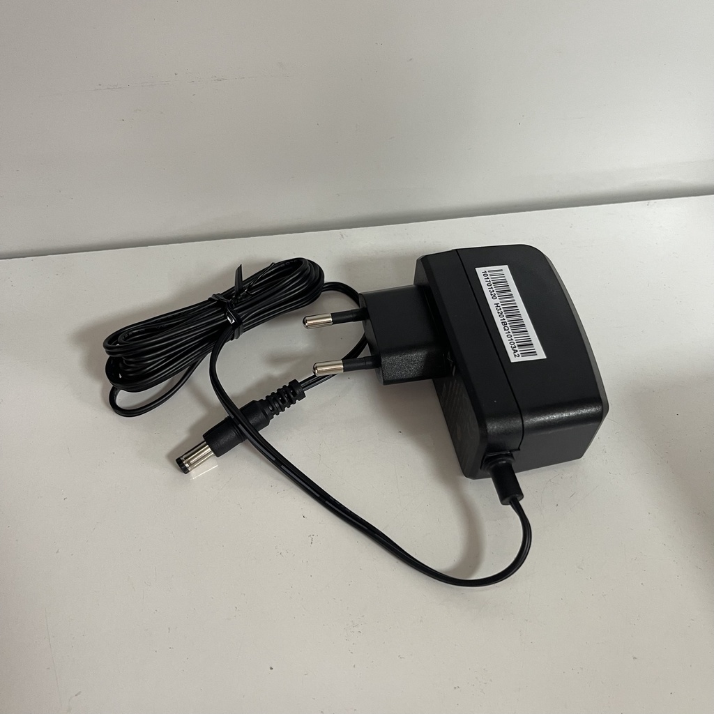 Nguồn Adapter 12V2A chuyên dụng cho Camera để vừa hộp nối