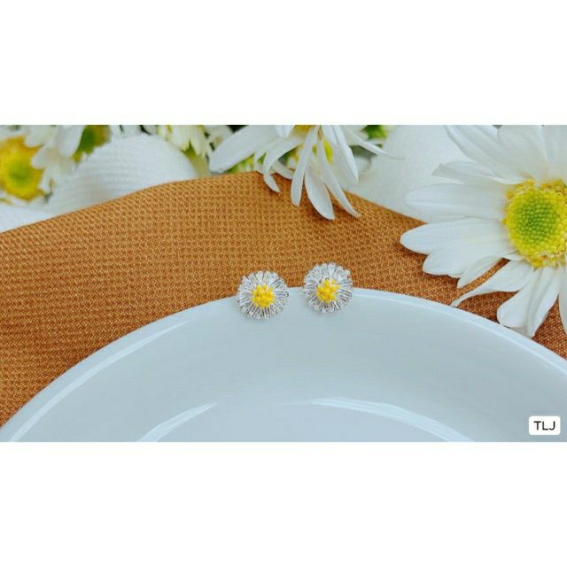 BÔNG TAI CÚC HỌA MI