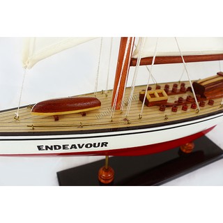 Mô hình thuyền buồm gỗ Endeavour (Đỏ - Trắng) 50cm