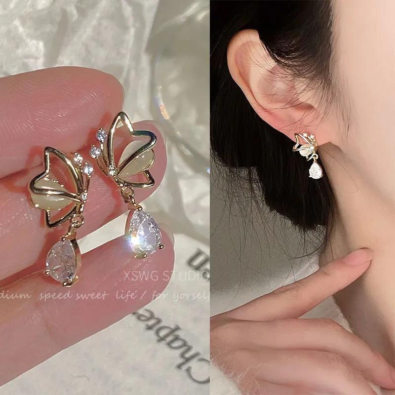 Bông Tai Hình Giọt Nước Đính Đá Opal Nhẹ Nhàng
