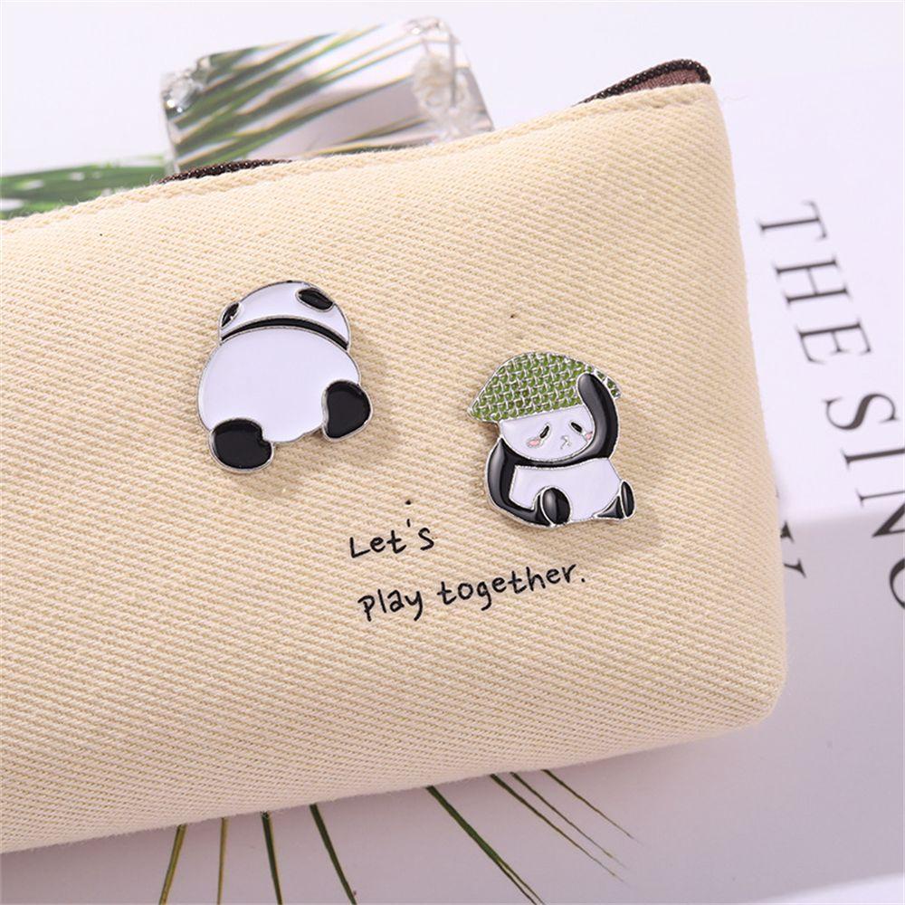 Trâm Cài Áo Hình Gấu Trúc Dễ Thương