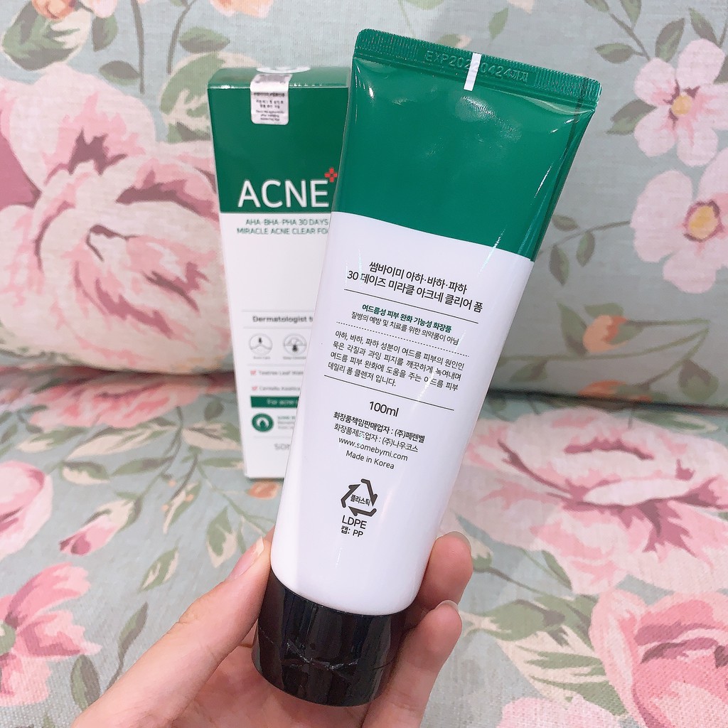 sữa rửa mặt dạng bọt Some by mi AHA-BHA-PHA 30 Days Miracle acne clear foam | BigBuy360 - bigbuy360.vn