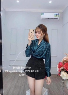 áo cổ đổ phí bóng