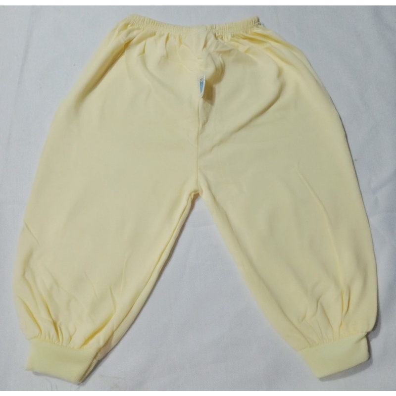 Quần sơ sinh Bossini màu, dài ống bo cho bé từ 3 - 17kg