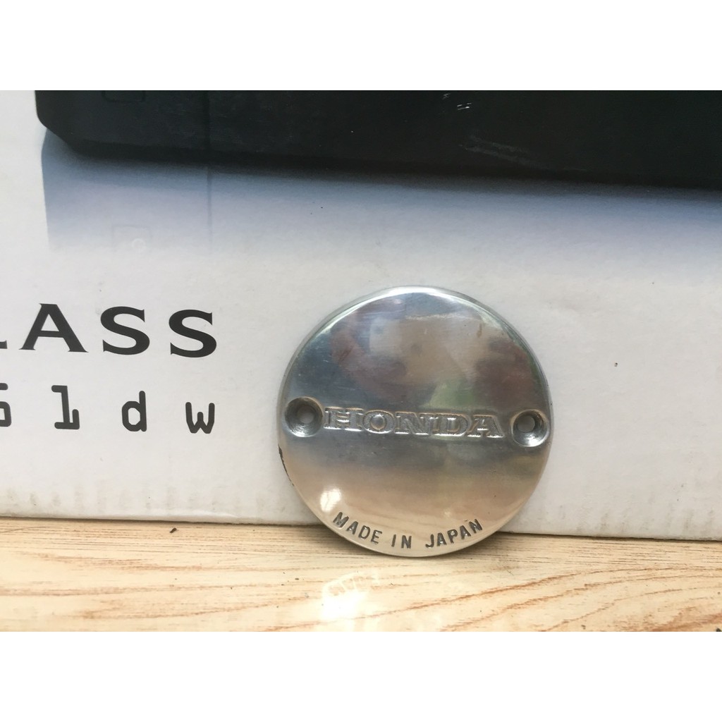 Nắp tròn chử honda gắn bên nồi trang trí cho xe 67