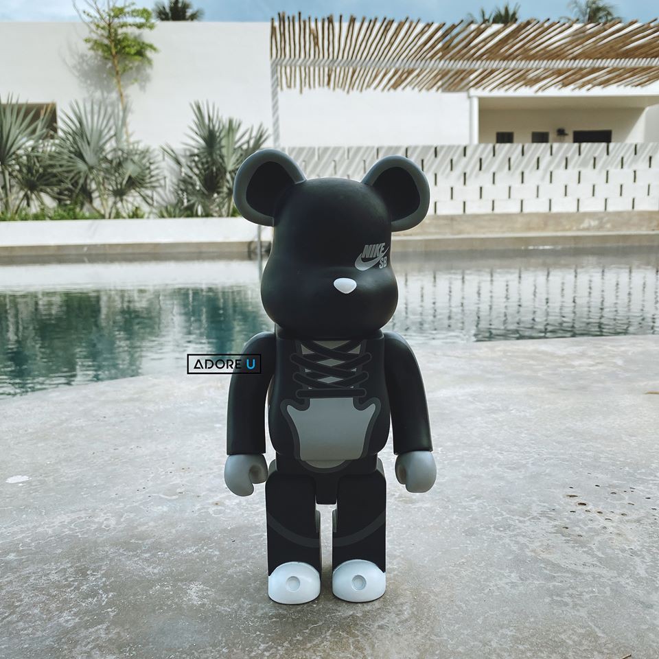 Tượng Bearbrick NlKE SB 400%
