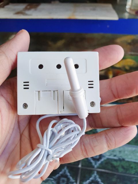 KẸP DÁN ĐO NHIỆT ĐỘ HỒ CÁ NON BỘ PIN ĐỒNG HỒ