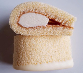 Bánh bông lan chuối xếp Bourbon
