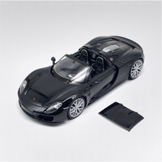 Xe Mô Hình Porsche 918 Spyder 1:24 Welly ( Đen Bóng )