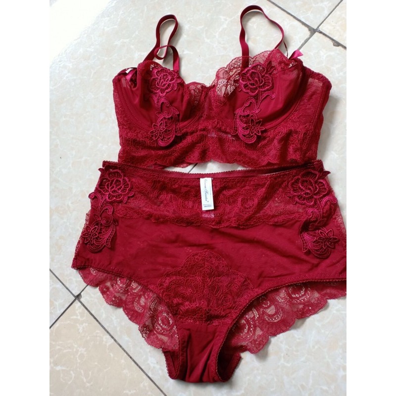 Bộ Đồ Lót Có Gọng Không Đệm Ren Mỏng Gợi Cảm CHARM03 | BigBuy360 - bigbuy360.vn