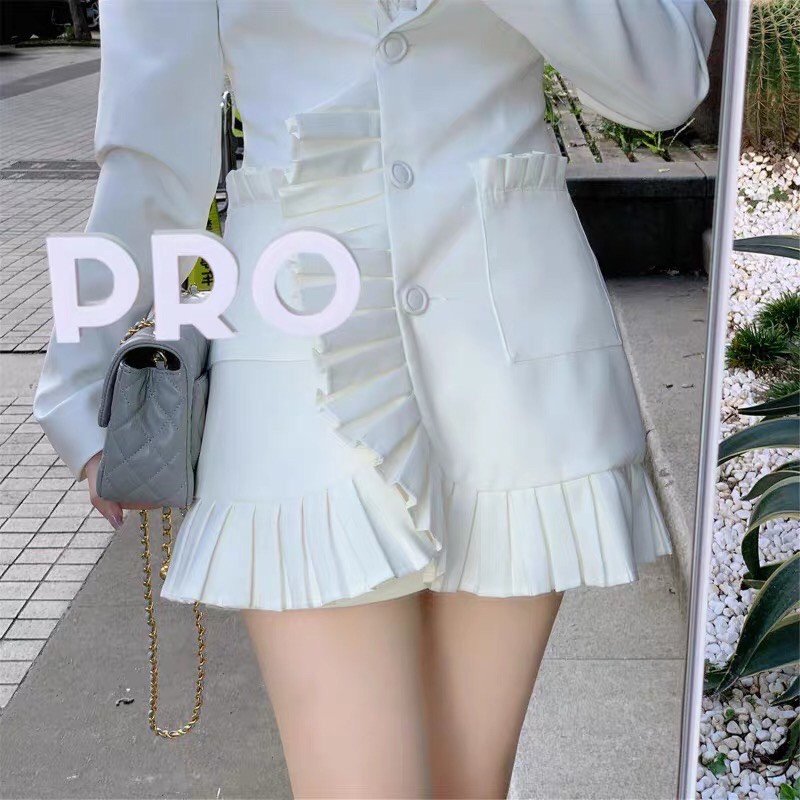 Áo vest viền xếp ly sang chảnh