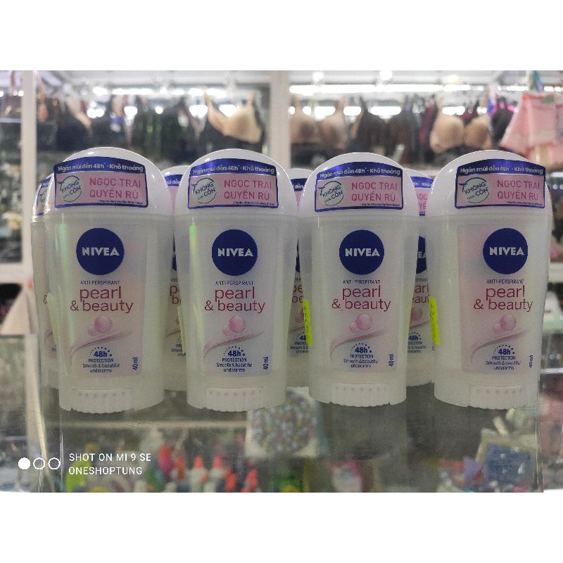 SÁP NGĂN MÙI NIVEA TRẮNG MỊN GIÚP MỜ VẾT THÂM