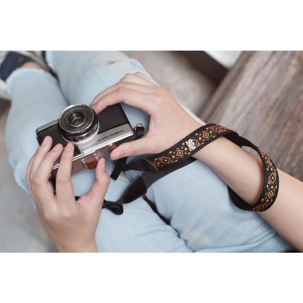 Dây đeo máy ảnh thổ cẩm thêu bản nhỏ Made by Cammix - Cotton Camera Strap