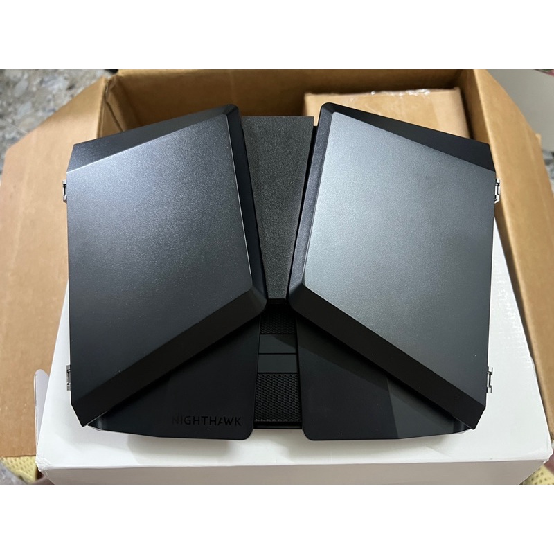 Bộ phát wifi Netgear AX12 RAX120V2 - AX6000 Wifi 6