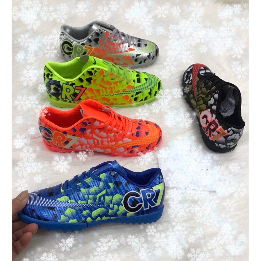 Giày đá bóng trẻ em CR7 (size từ 30 đến 38)