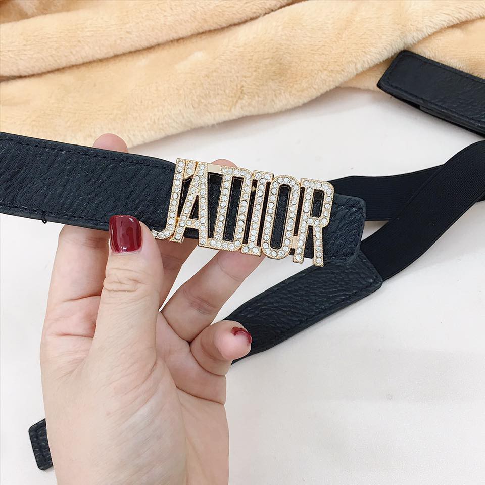 Nịt đầm mix đồ cực xinh - đai váy