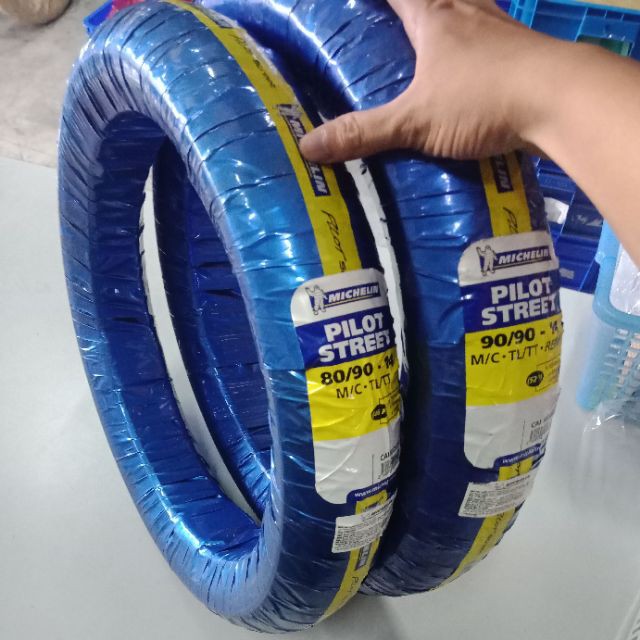 Cặp lốp ( Vỏ ) xe HONDA AIR BLADE 125 2016 MICHELIN TRƯỚC 80/90-14 và SAU 90/90-14 PILOT STREET _ Lốp Trung Thành