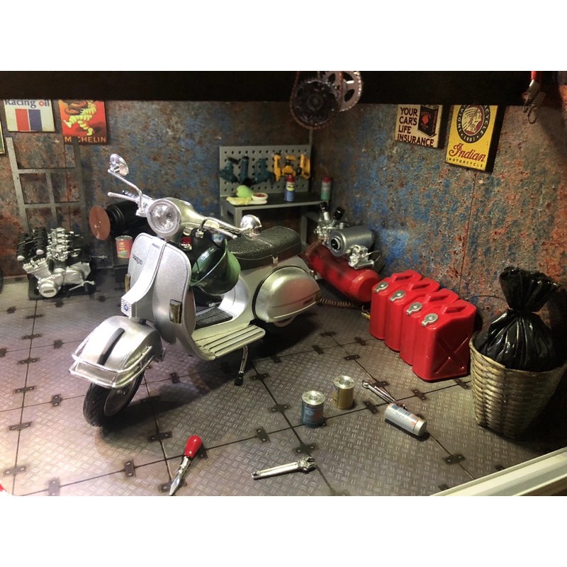 Mô hình tủ trưng nhớt 1/12