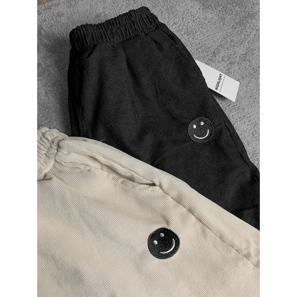 QUẦN JOGGER NHUNG GÂN THÊU MẶT CƯỜI FORM RỘNG UNISEX