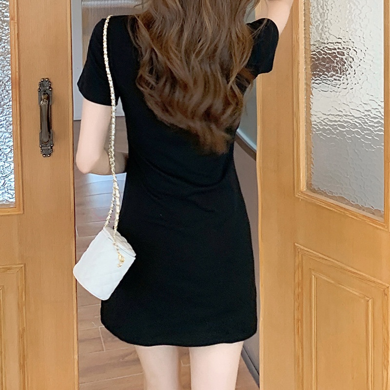 Đầm Body Tay Ngắn Thiết Kế Ôm Sát Quyến Rũ