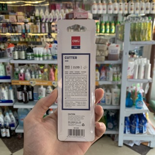 Dao rọc giấy trung Deli 2031