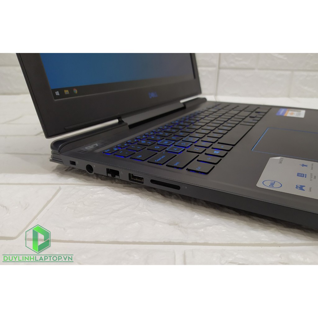 Laptop Dell Inspiron G7 7588 (Core i7-8750H Geforce GTX 1050Ti 4GB RAM 8GB SSD 128GB HDD 1 TB 15,6) cấu hình cao