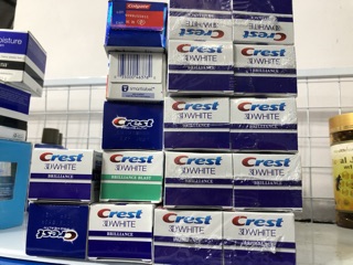KEM ĐÁNH RĂNG CREST 3D WHITE BRILLIANCE 116g