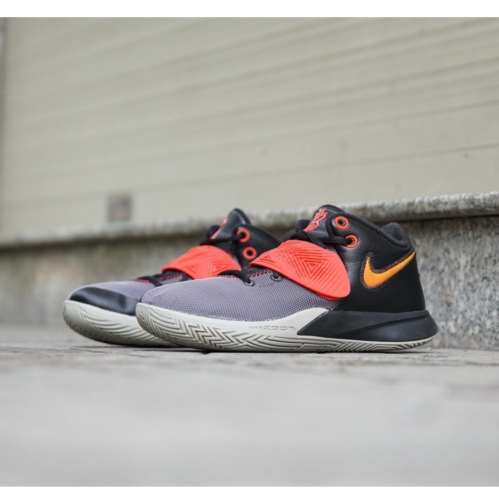 [2hand] Giày Thể Thao NIKE KYRIE FLYTRAP 3 CD0191-011  GIÀY CŨ CHÍNH HÃNG