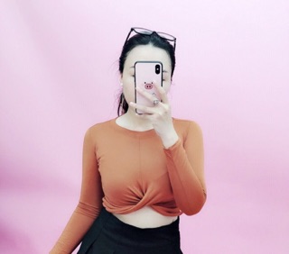 Áo xoắn eo tay dài