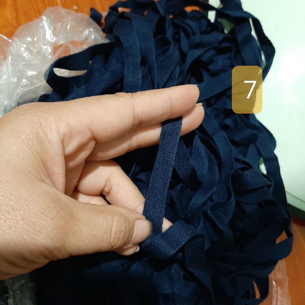 dây lé trang trí quần áo thể thao, dây viền xương cá 1 cm   (  5k/5m