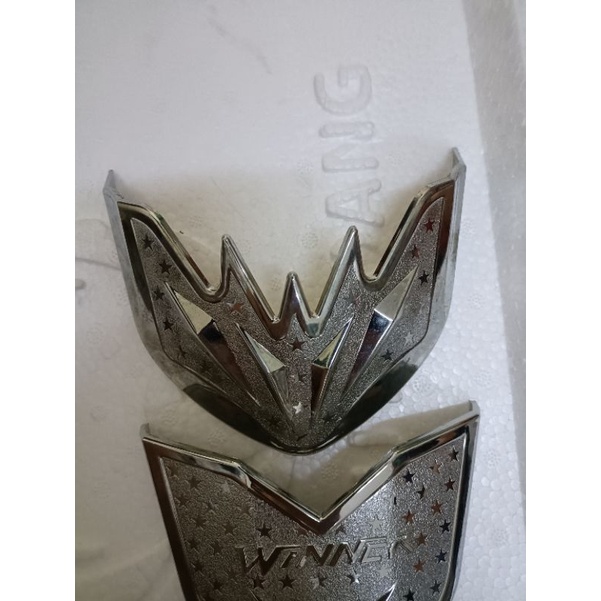 Ốp mỏ dè trước sau xe winner x crom