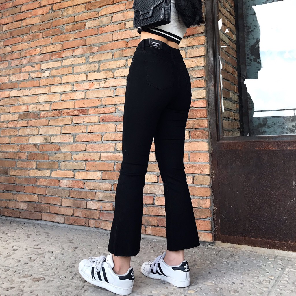 Quần Loe đen cắt lai nữ 20decemnerjeans (dài 88-96cm) mã 1073 | BigBuy360 - bigbuy360.vn