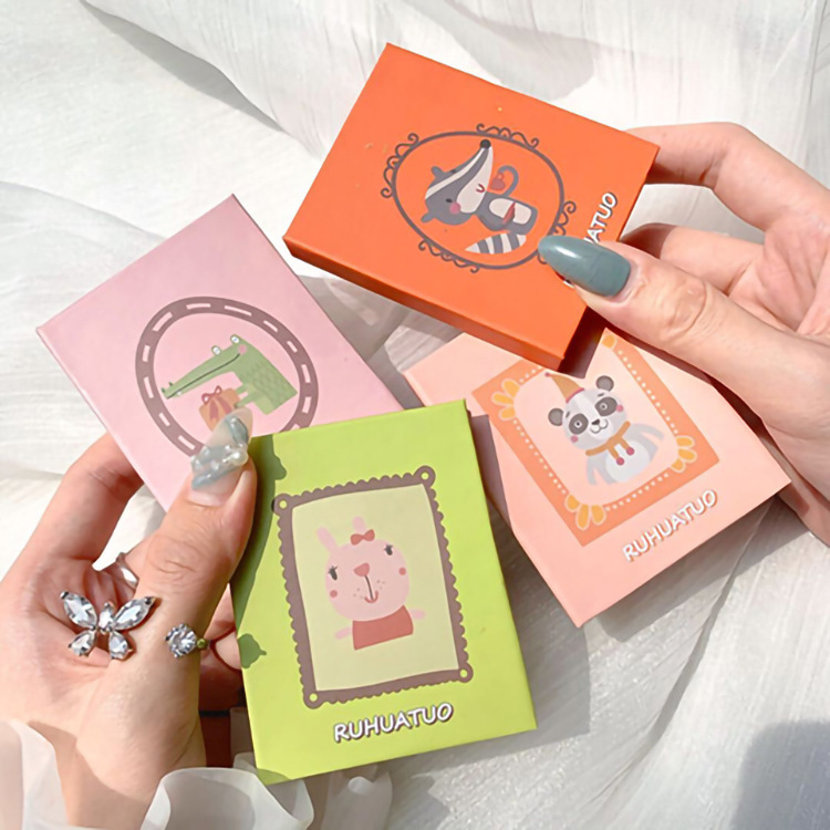 (Hàng Mới Về) Bảng Phấn Mắt 4 Màu Mini Dễ Thương | BigBuy360 - bigbuy360.vn