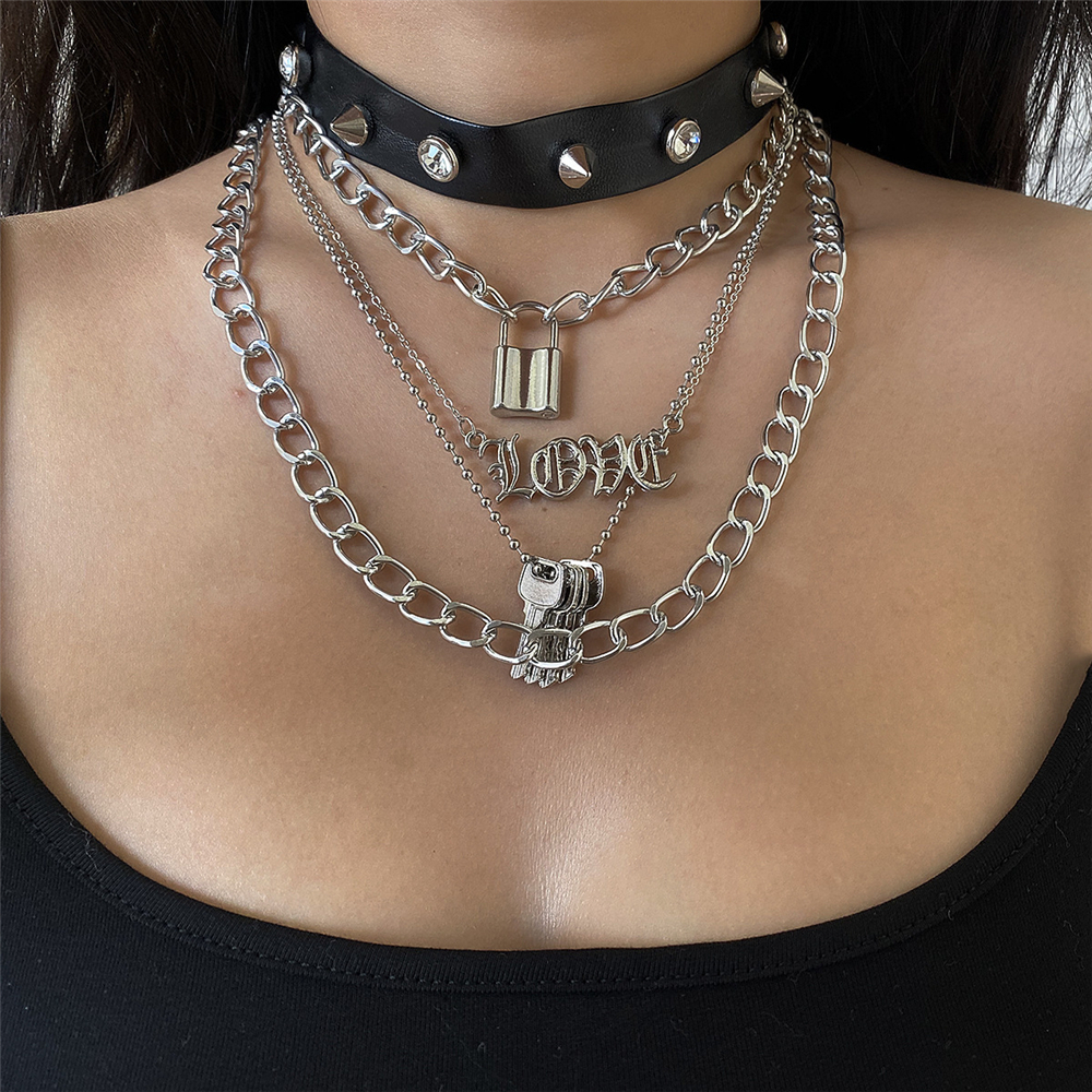Vòng Cổ Choker Nhiều Lớp Phối Đinh Tán Bằng Thép Không Gỉ Thời Trang Cá Tính