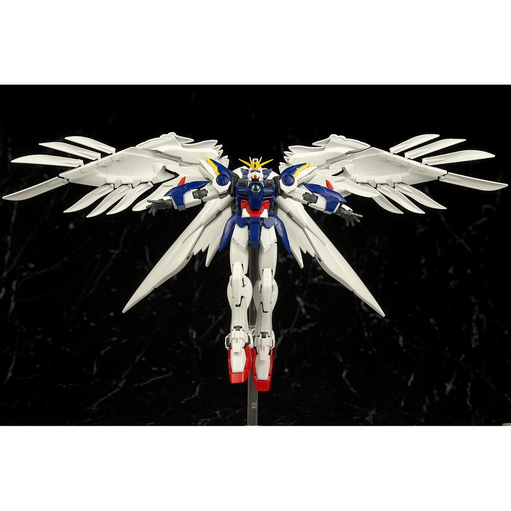 Mô hình Gundam Bandai RG 17 Wing Gundam Zero Custom EW 1/144 Gundam W EW [GDB] [BRG]