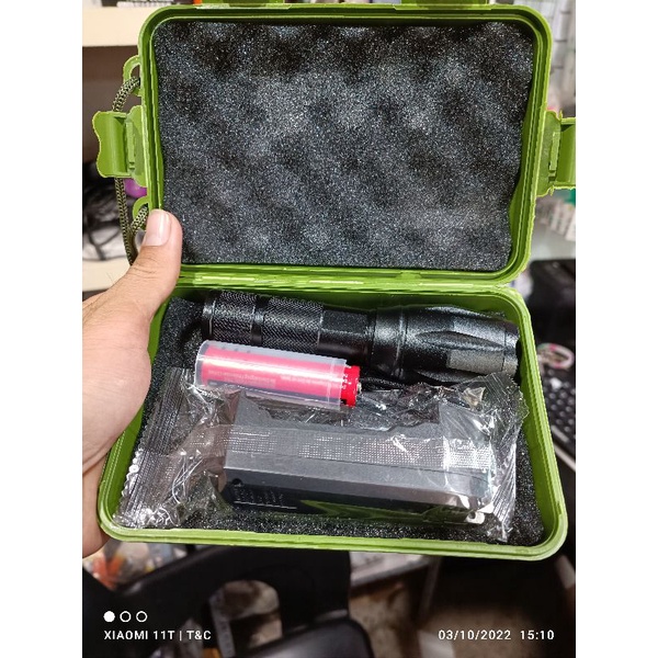 Đèn pin T6 bàn cao cấp size đại