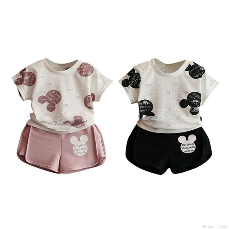 Quần short + áo thun tay ngắn theo phong cách Hàn Quốc dùng cho bé gái