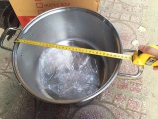 Nồi luộc gà size 30cm (Quà tặng từ Sony)
