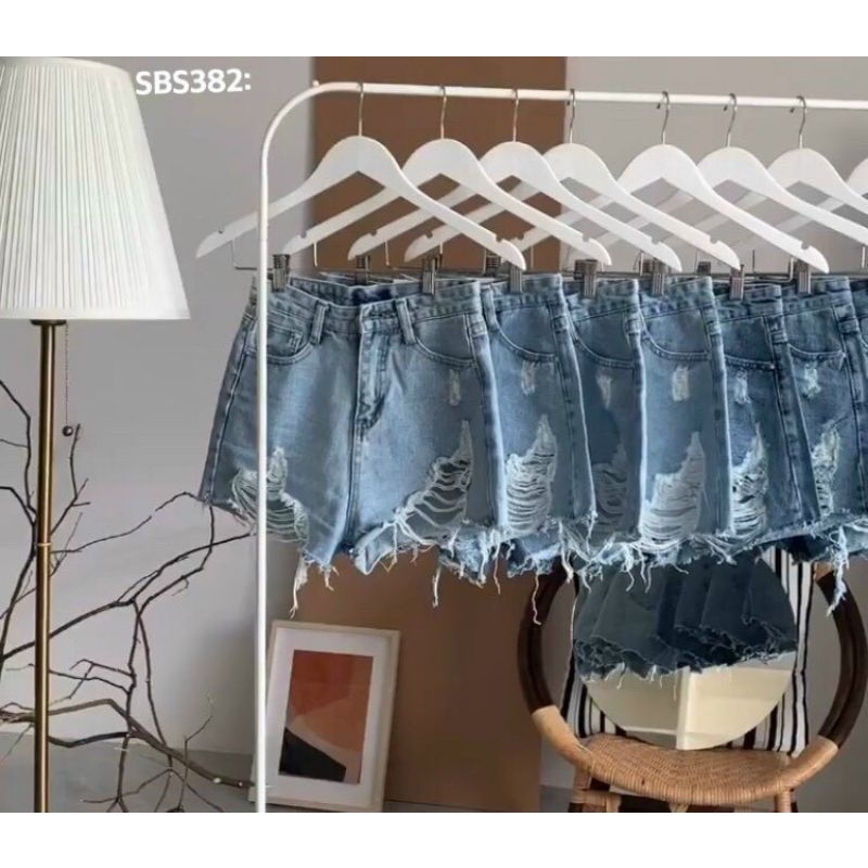 Quần jean Đùi &quot;Bigsize&quot; Mẫu Shop Thiết Kế