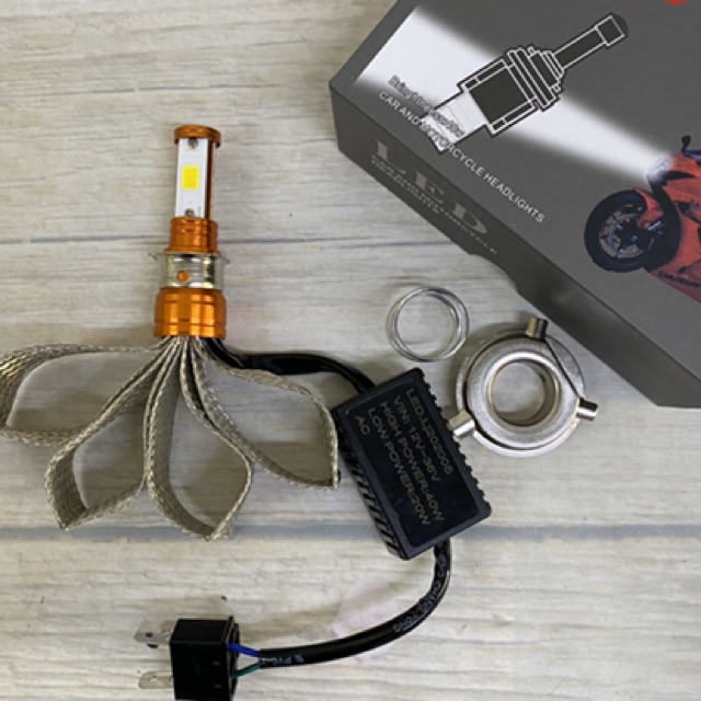 Đèn Pha led xe máy đuôi công tản nhiệt Suo Lin chân đa năng siêu sáng.